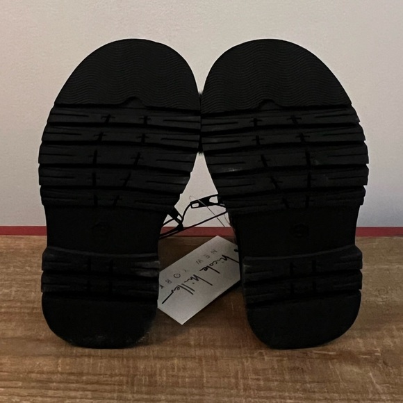 NWT Nicole Miller New York Black Pom Pom Girls Boots Size 5 - Picture 6 of 9